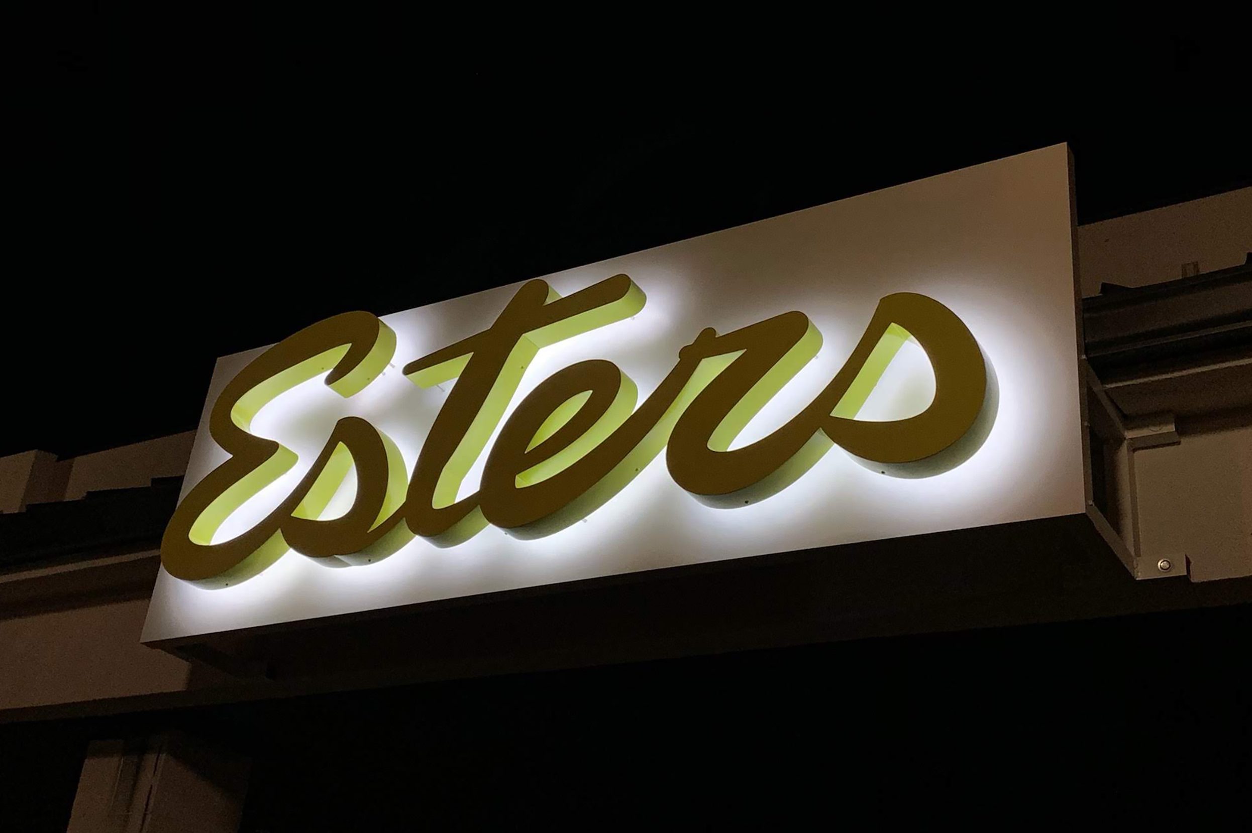 Esters Night