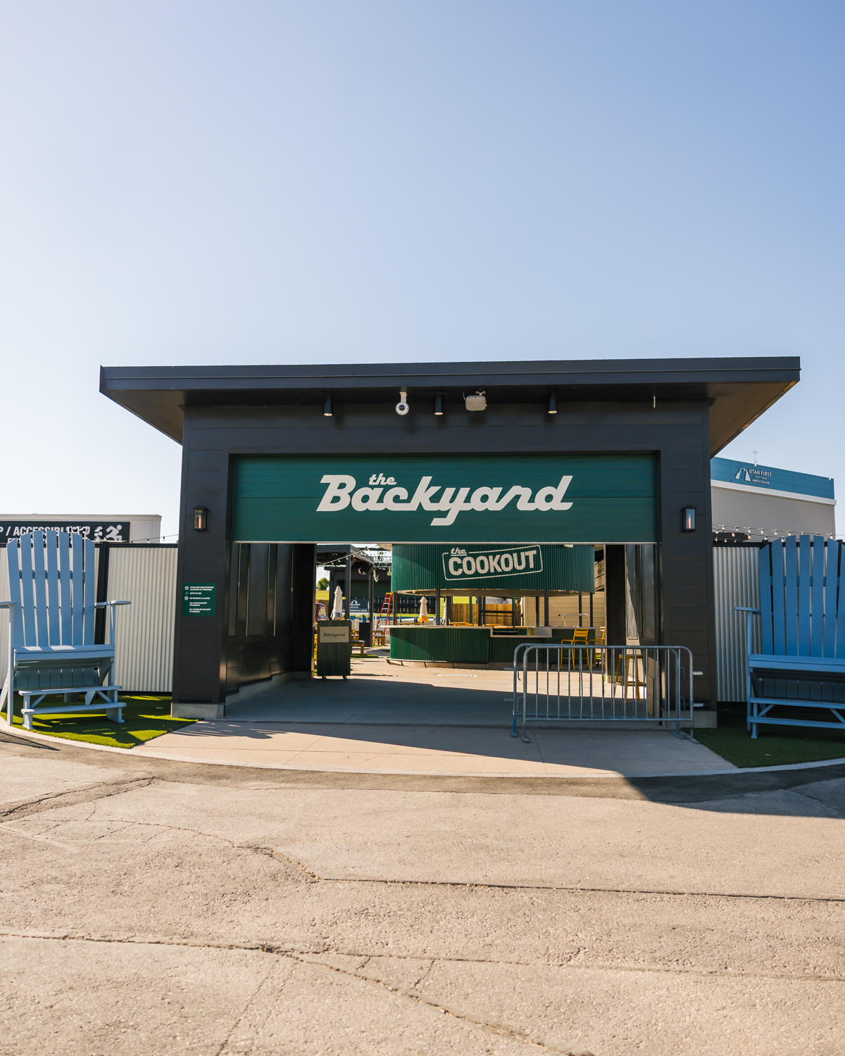 Large-scale commercial signage installation in Utah